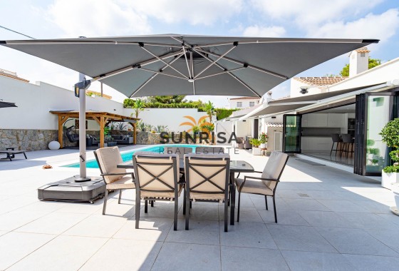Villa · Revente - Orihuela Costa · Villamartín · Alicante · Espagne