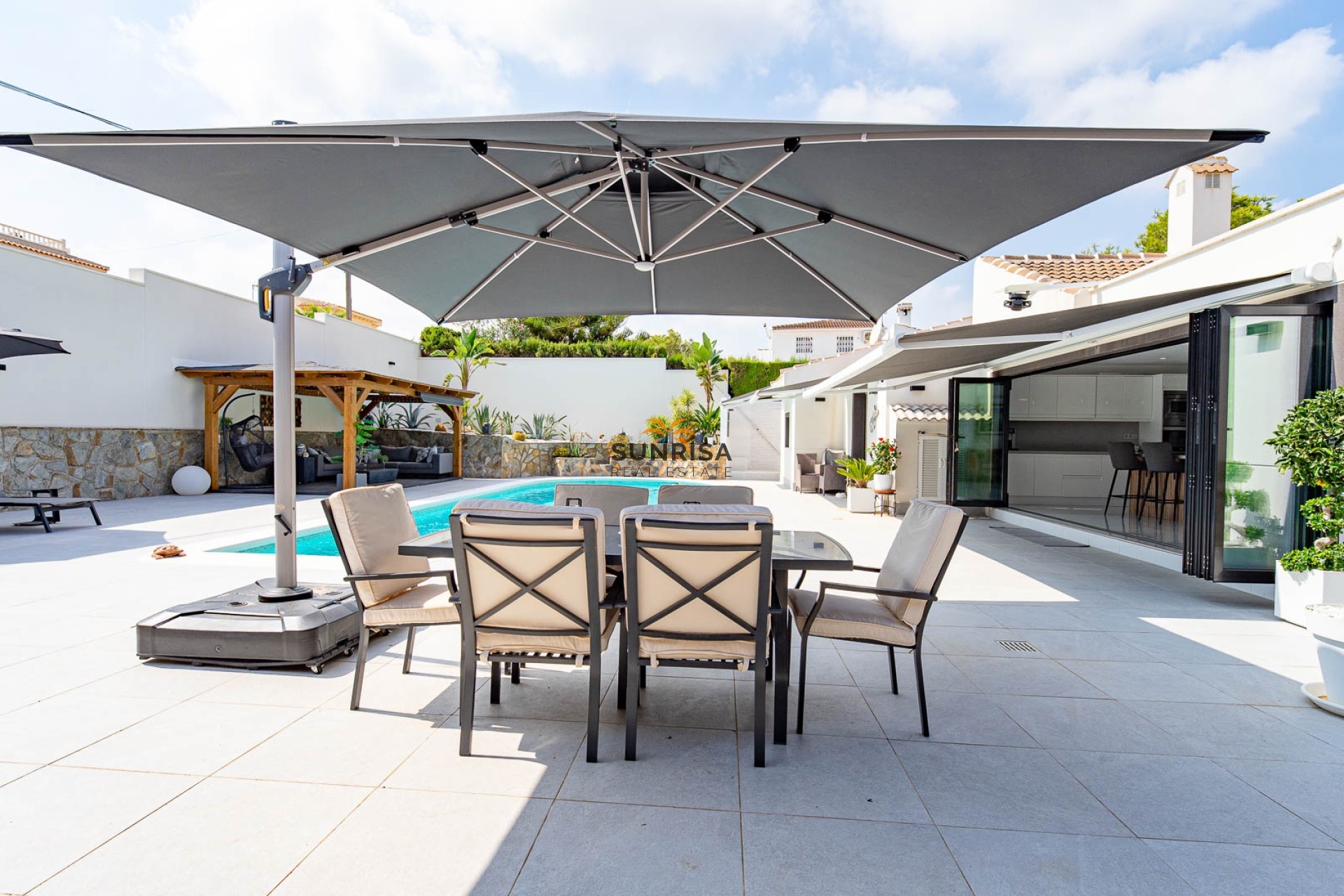 Revente - Villa - Orihuela Costa