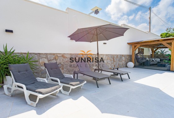 Villa · Revente - Orihuela Costa · Villamartín · Alicante · Espagne