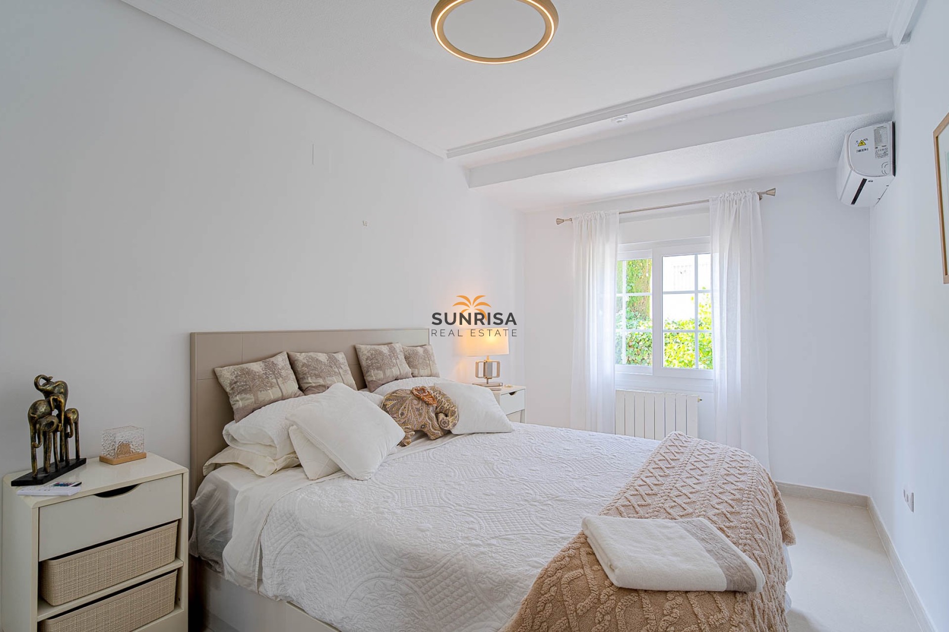 Revente - Villa - Orihuela Costa