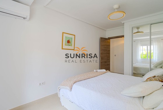 Villa · Revente - Orihuela Costa · Villamartín · Alicante · Espagne