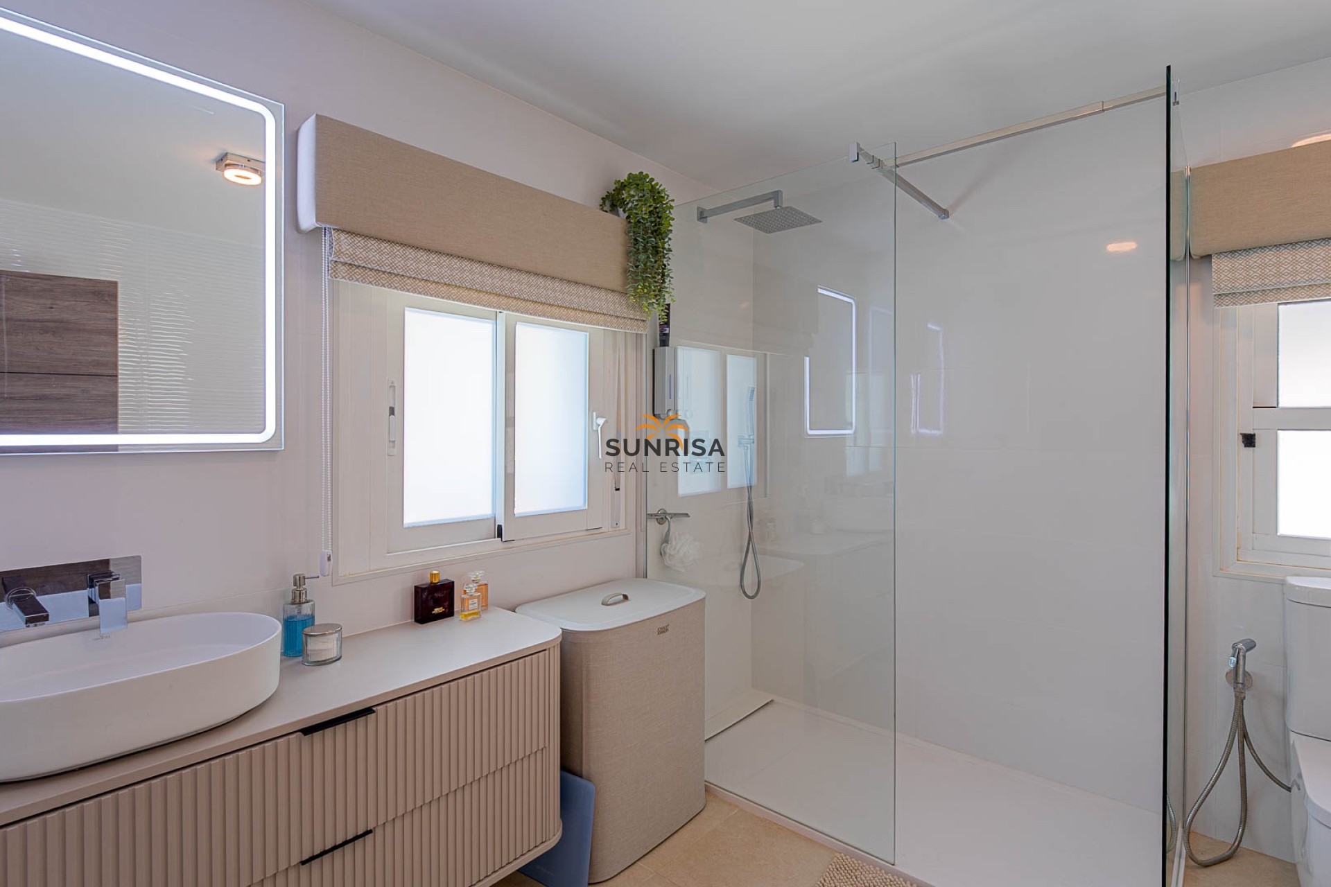 Revente - Villa - Orihuela Costa