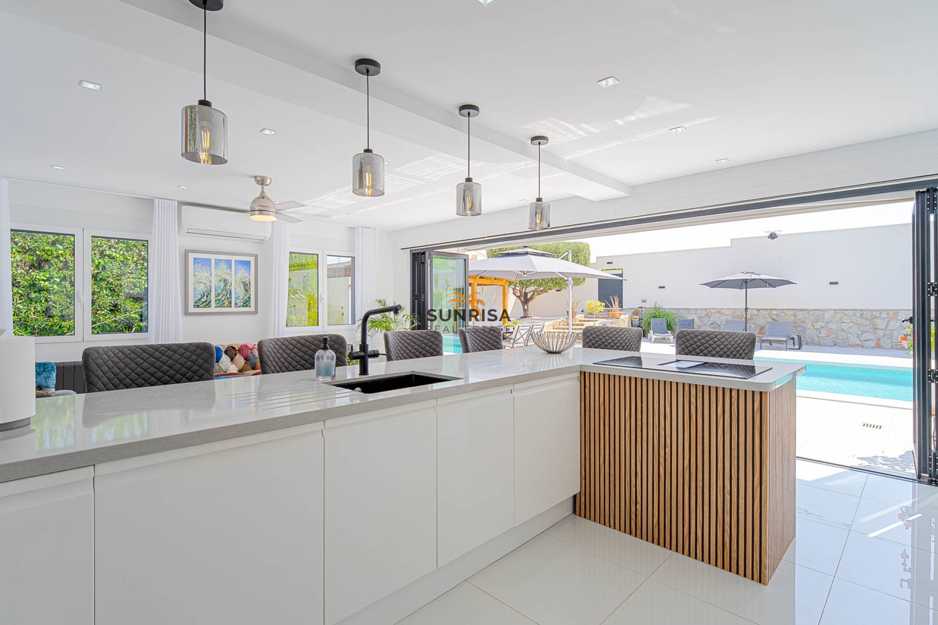 Revente - Villa - Orihuela Costa