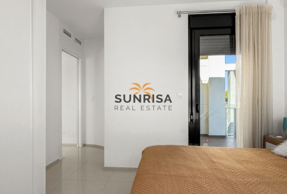 Appartement · Herverkoop - Orihuela Costa · La Zenia · Alicante · Spanje