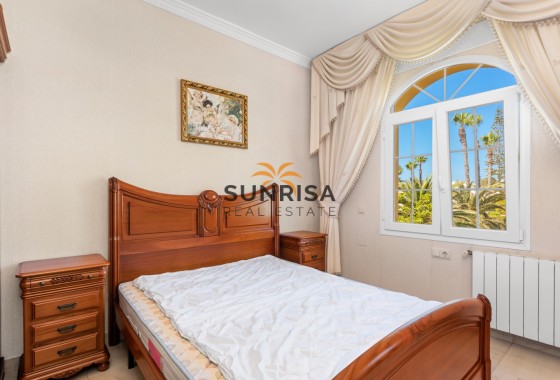 Villa · Revente - Orihuela Costa · Playa Flamenca · Alicante · Espagne