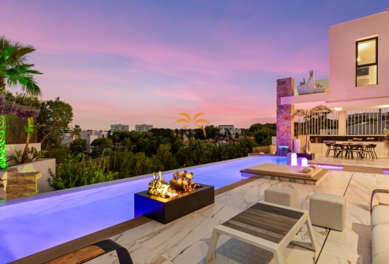 Villa · Revente - Las Colinas Golf Resort · Alicante · Espagne