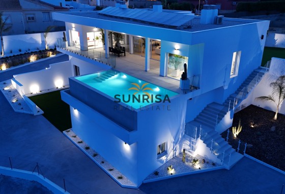 Villa · Revente - La Marina · La Marina / El Pinet · Alicante · Espagne