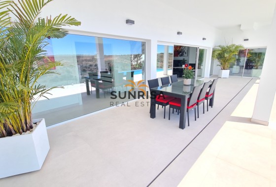 Villa · Revente - La Marina · La Marina / El Pinet · Alicante · Espagne
