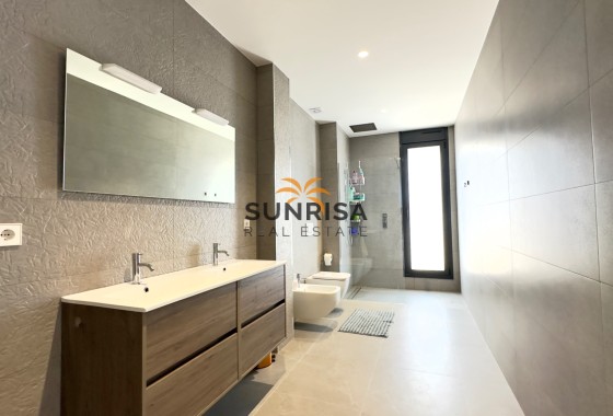Villa · Revente - Las Colinas Golf Resort · Alicante · Espagne