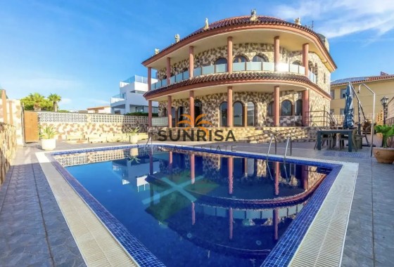 Villa · Revente - Orihuela Costa · La Zenia · Alicante · Espagne