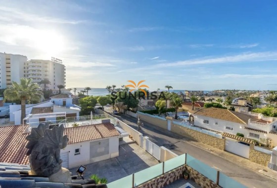 Villa · Revente - Orihuela Costa · La Zenia · Alicante · Espagne