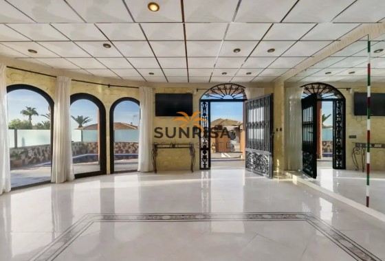 Villa · Revente - Orihuela Costa · La Zenia · Alicante · Espagne
