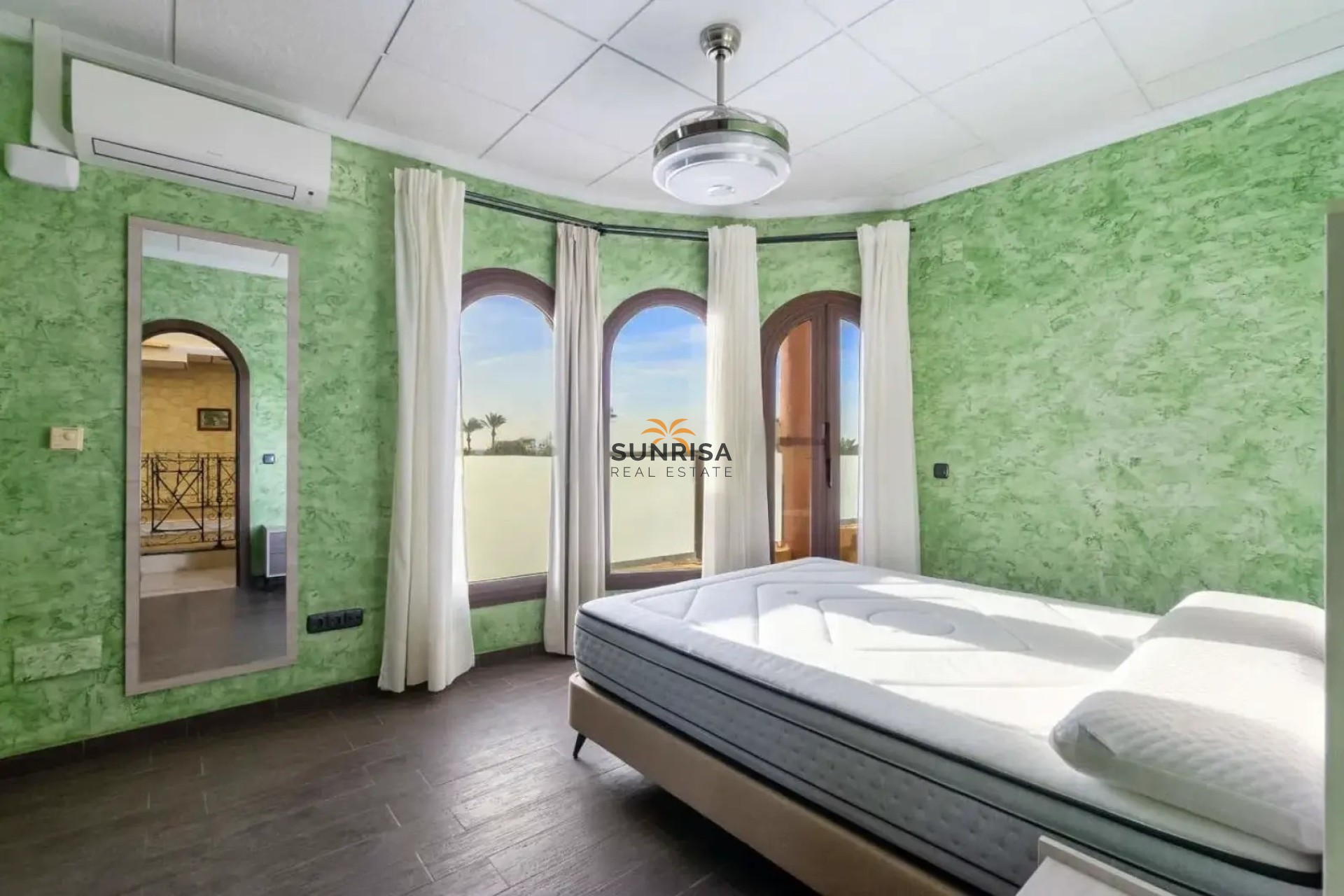 Revente - Villa - Orihuela Costa