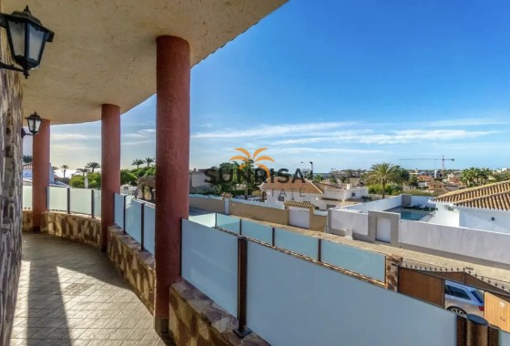 Villa · Revente - Orihuela Costa · La Zenia · Alicante · Espagne