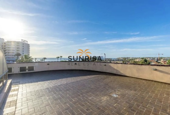 Villa · Revente - Orihuela Costa · La Zenia · Alicante · Espagne