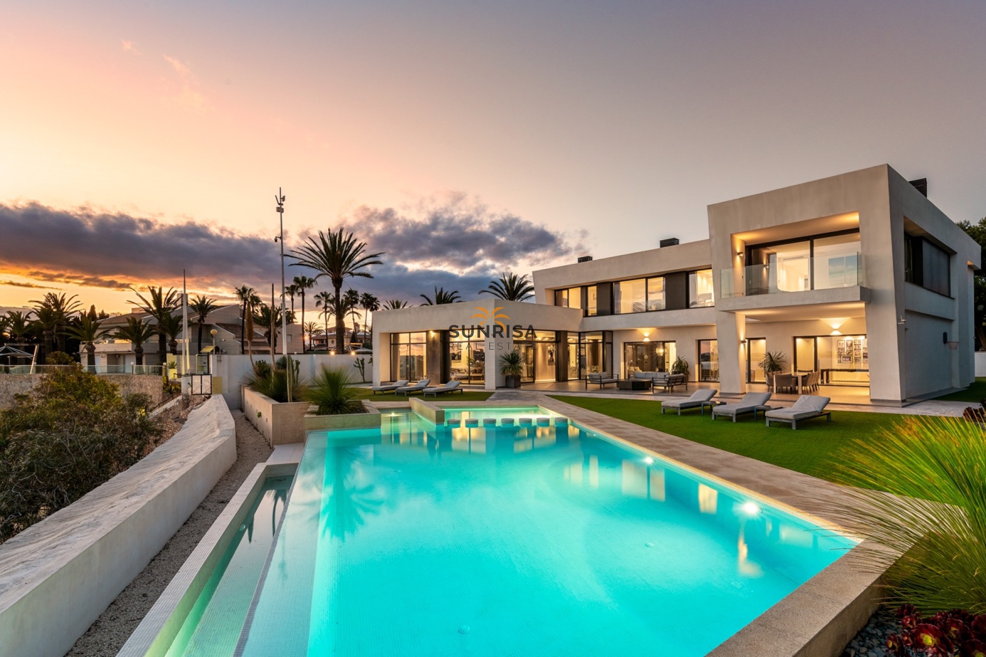 Revente - Villa - Orihuela Costa