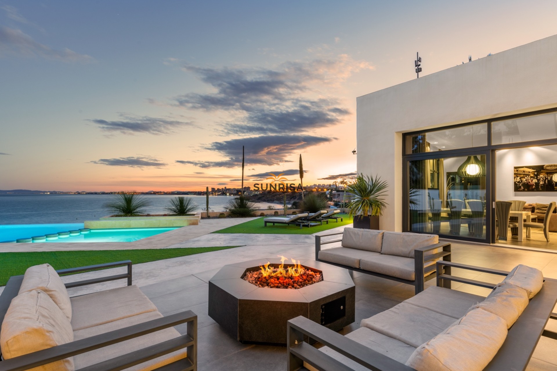 Revente - Villa - Orihuela Costa