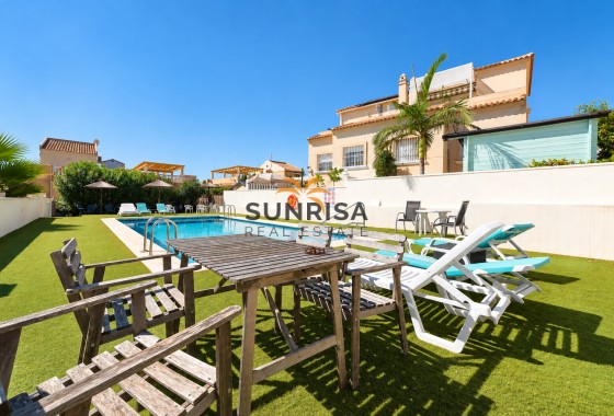 Attique · Revente - Orihuela Costa · Las Filipinas · Alicante · Espagne