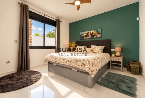 Villa · Revente - San Fulgencio · Urb. La Marina · Alicante · Espagne