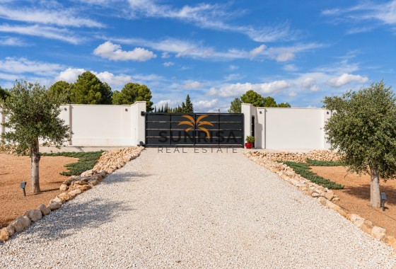 Villa · Revente - Pinoso · Alicante · Espagne
