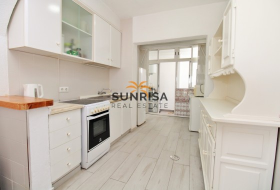 Bungalow · Revente - Villamartin · Alicante · Espagne