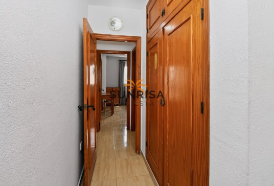 Appartement · Revente - Villamartin · Alicante · Espagne