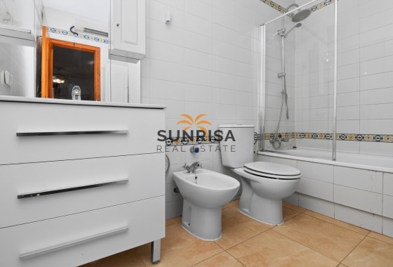 Appartement · Revente - Villamartin · Alicante · Espagne