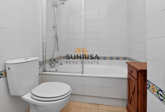 Appartement · Revente - Villamartin · Alicante · Espagne