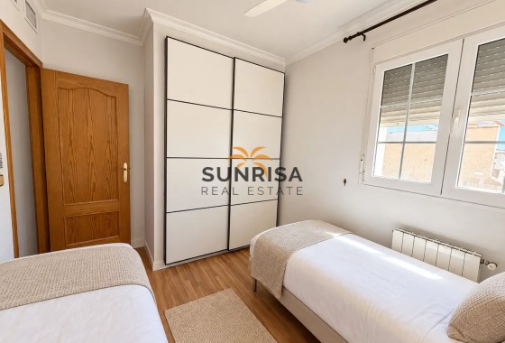 Villa · Revente - Benijofar · Alicante · Espagne