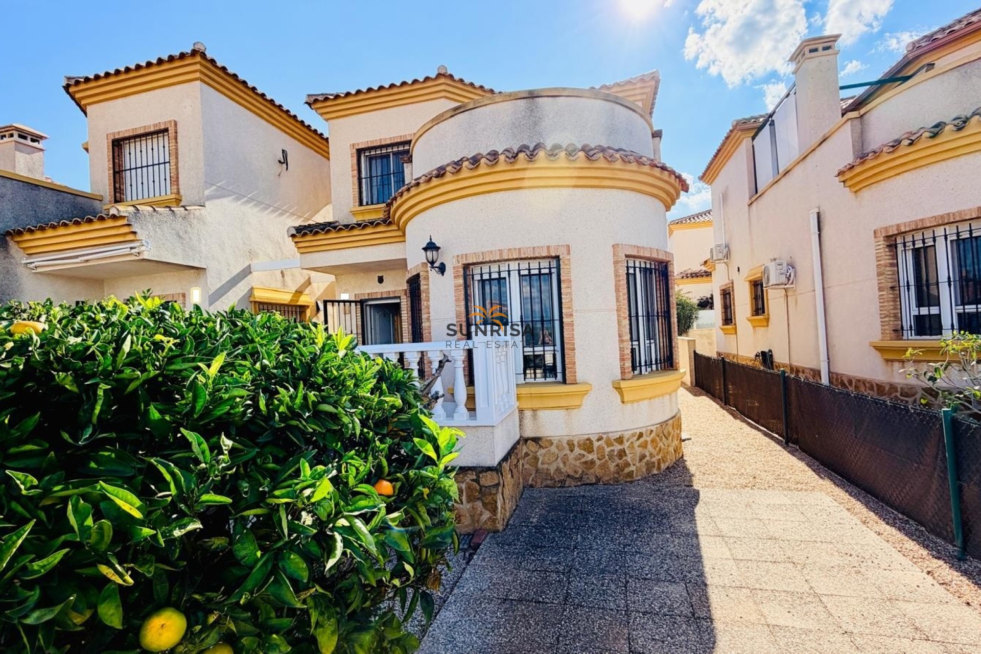 Revente - Villa - Montesinos