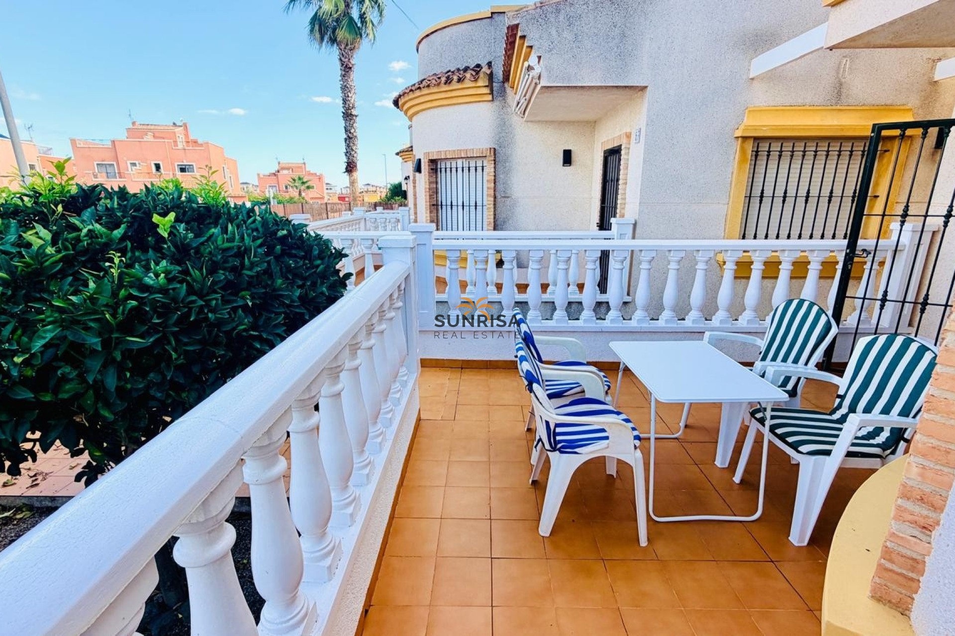 Revente - Villa - Montesinos