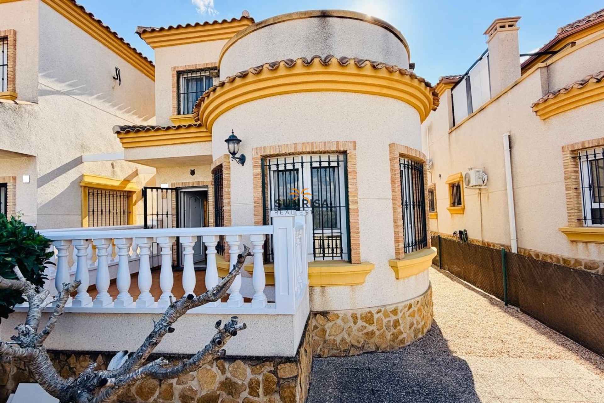 Revente - Villa - Montesinos
