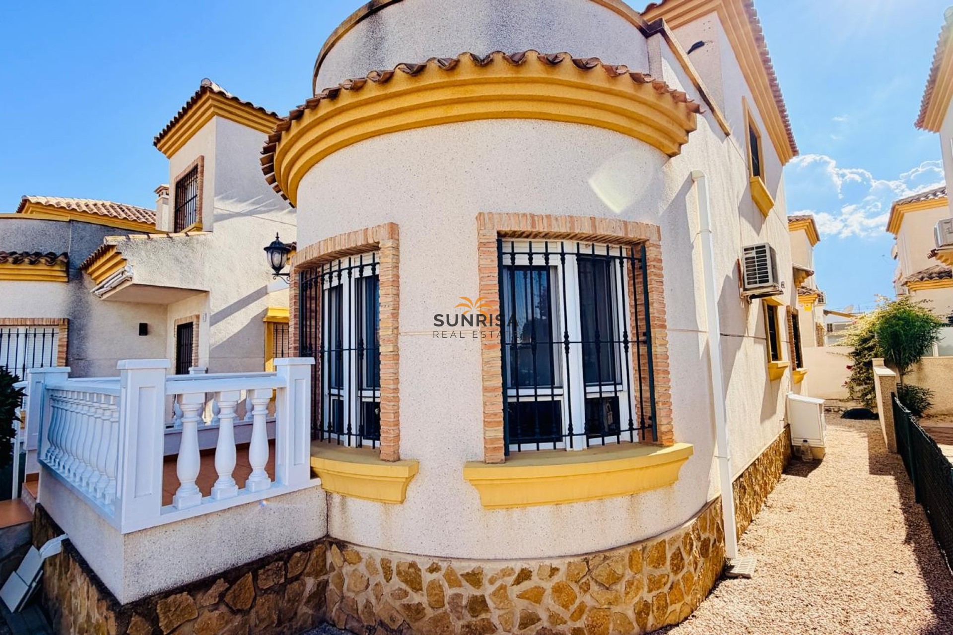 Revente - Villa - Montesinos