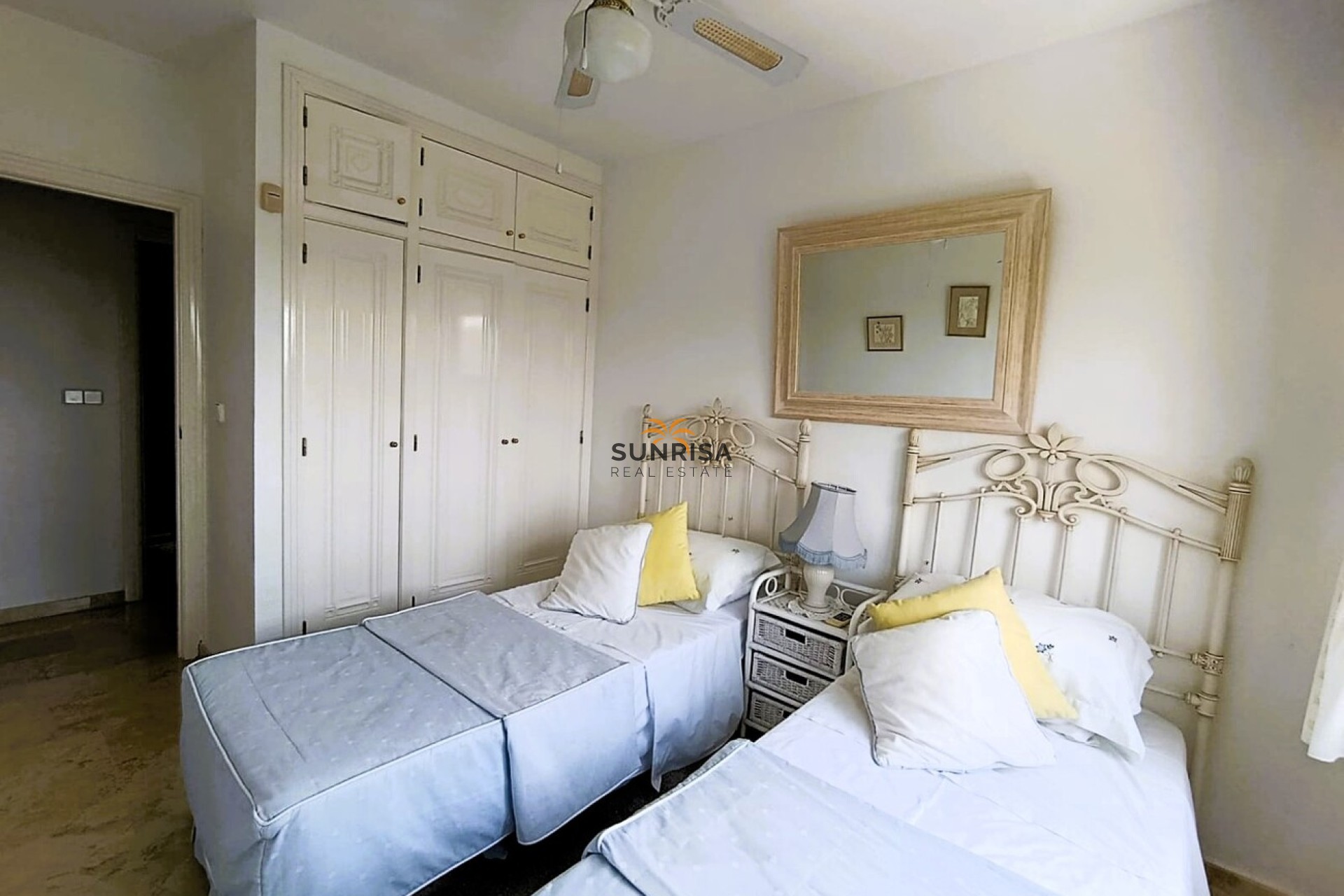 Revente - Villa - Orihuela Costa