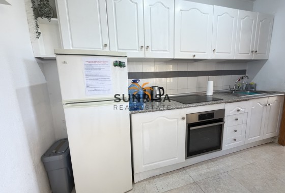 Appartement · Revente - Villamartin · Alicante · Espagne