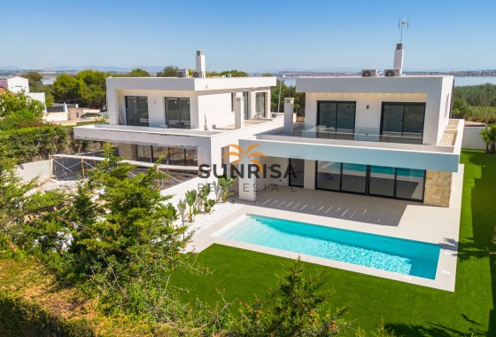 Villa · Nouvelle construction - Torrevieja · Los Balcones · Alicante · Espagne