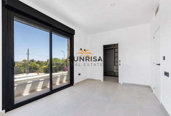 Villa · Nouvelle construction - Torrevieja · Los Balcones · Alicante · Espagne