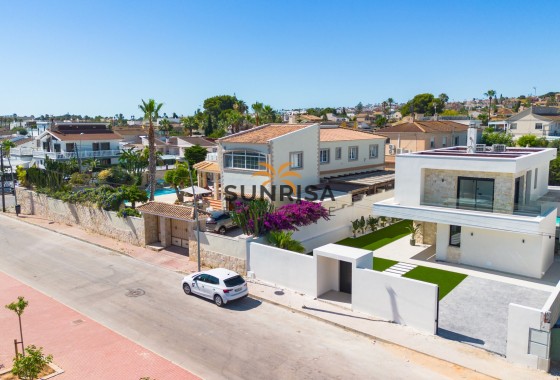 Villa · Nouvelle construction - Torrevieja · Los Balcones · Alicante · Espagne
