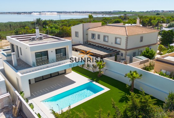 Villa · Nouvelle construction - Torrevieja · Los Balcones · Alicante · Espagne