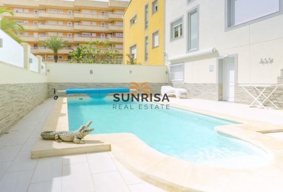 Maison de ville · Revente - Torrevieja · Punta Prima · Alicante · Espagne