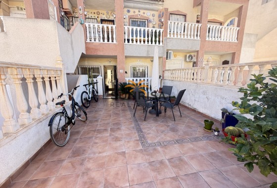 Appartement · Revente - Villamartin · Alicante · Espagne