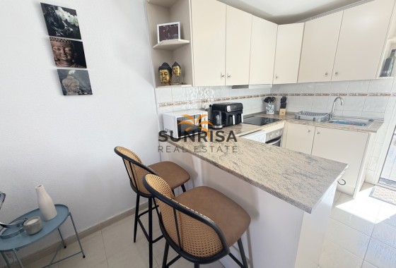 Appartement · Revente - Villamartin · Alicante · Espagne