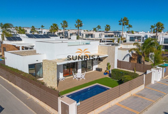 Villa · Revente - Orihuela · Entre Naranjos Vistabella · Alicante · Espagne