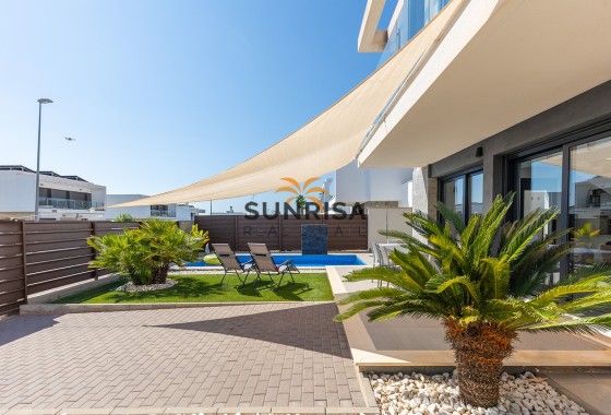 Villa · Revente - Orihuela · Entre Naranjos Vistabella · Alicante · Espagne