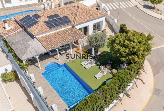 Villa · Revente - San Fulgencio · Alicante · Espagne