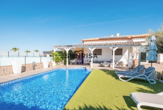 Villa · Revente - San Fulgencio · Alicante · Espagne
