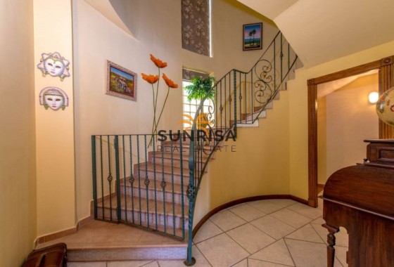 Villa · Revente - Torrevieja · La Mata · Alicante · Espagne