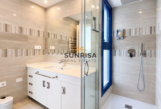 Appartement · Revente - Torrevieja · Punta Prima · Alicante · Espagne