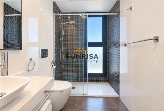 Appartement · Revente - Torrevieja · Punta Prima · Alicante · Espagne