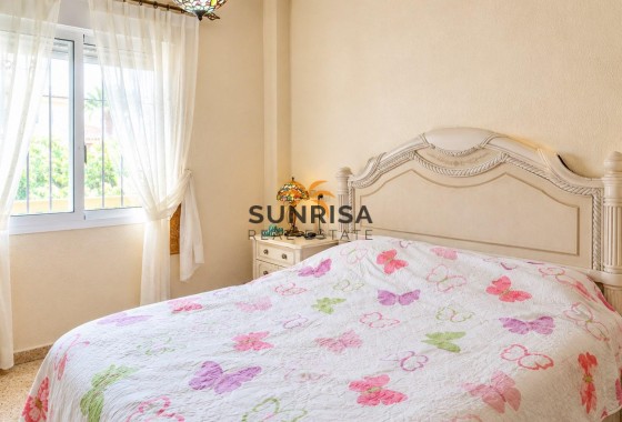 Bungalow · Revente - Orihuela Costa · Lomas de Cabo Roig · Alicante · Espagne